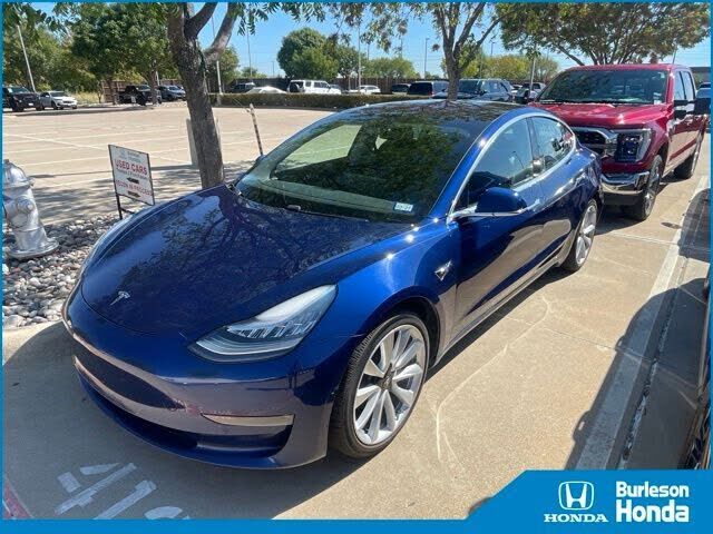 2018 TESLA Model 3