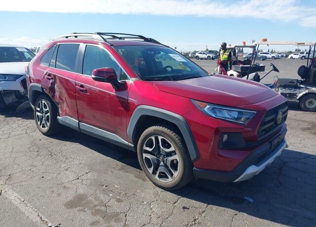 2019 TOYOTA RAV4