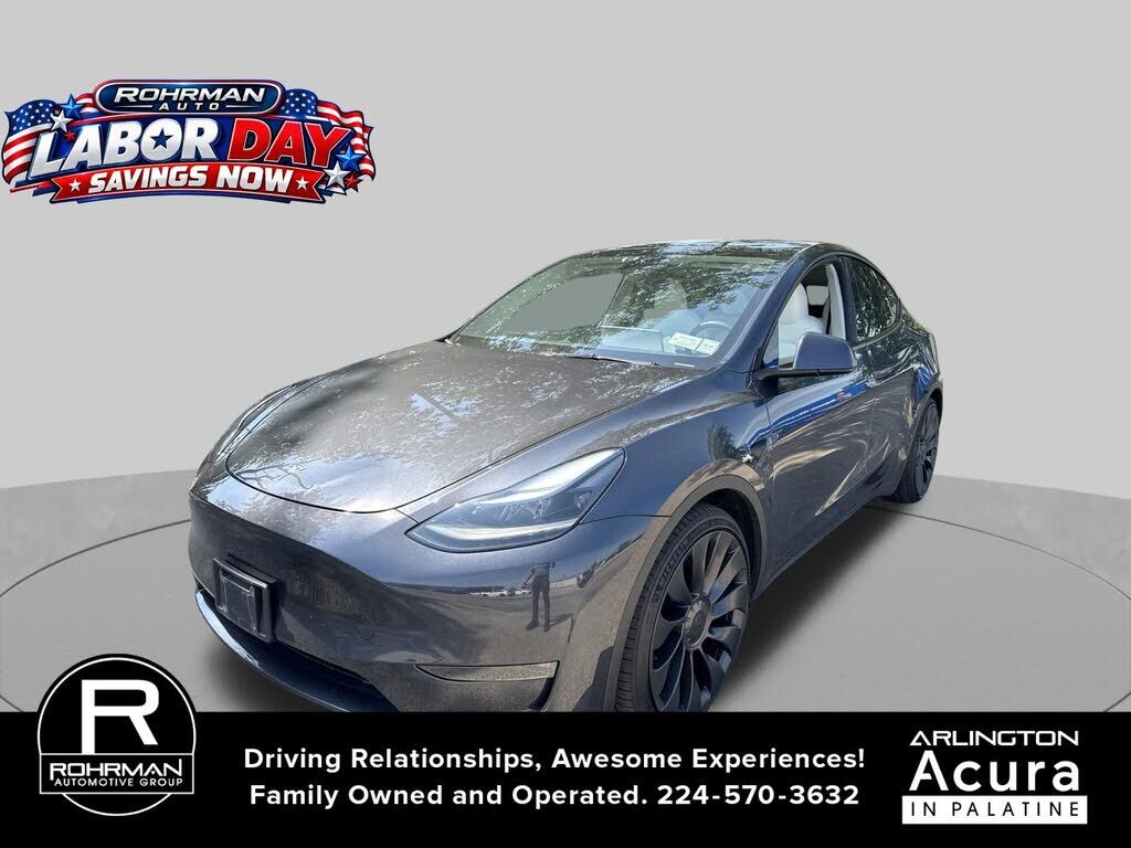 2024 TESLA Model Y