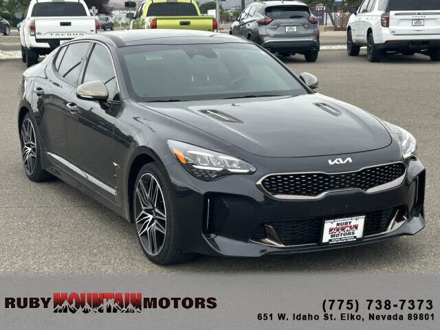 2022 KIA Stinger