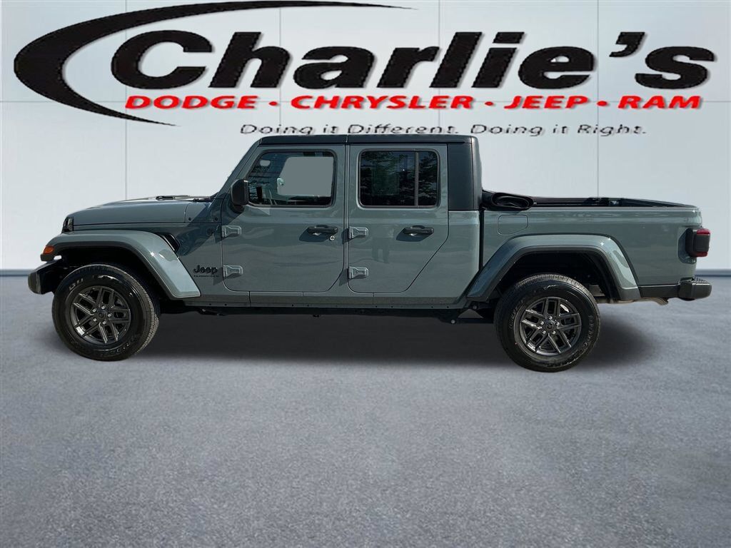 2024 JEEP Gladiator
