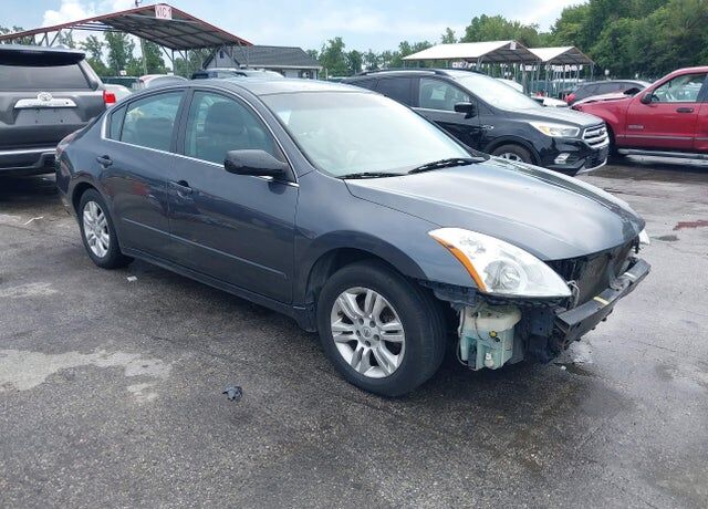 2010 NISSAN Altima