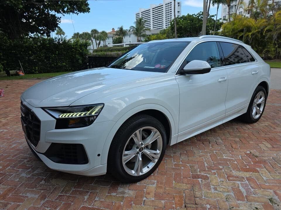 2023 Audi Q8