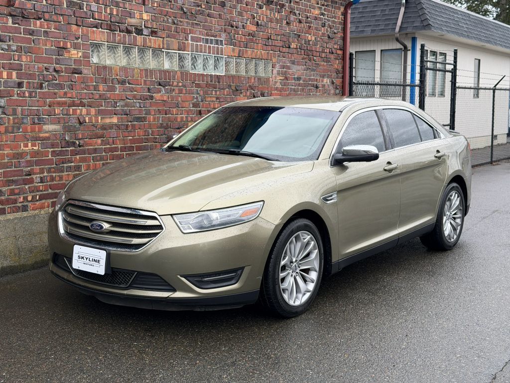 2013 FORD Taurus