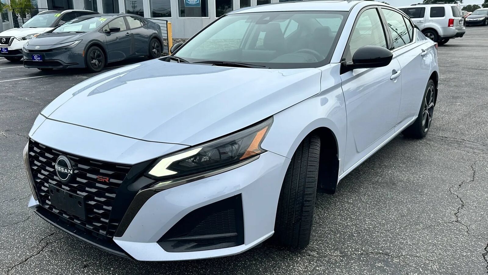 2023 NISSAN Altima