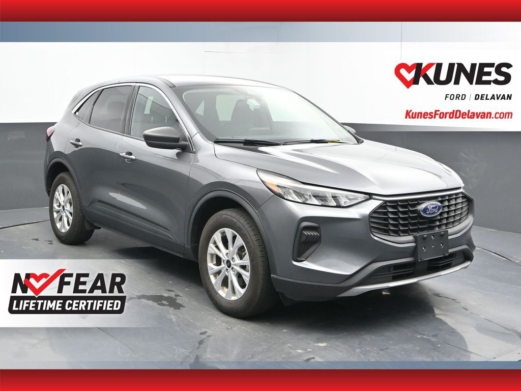 2024 FORD Escape