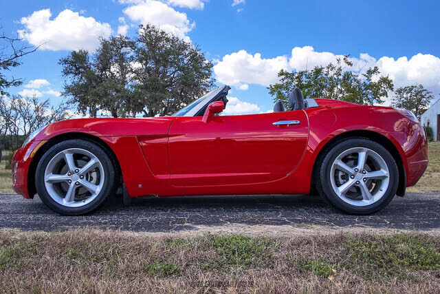 2009 SATURN Sky