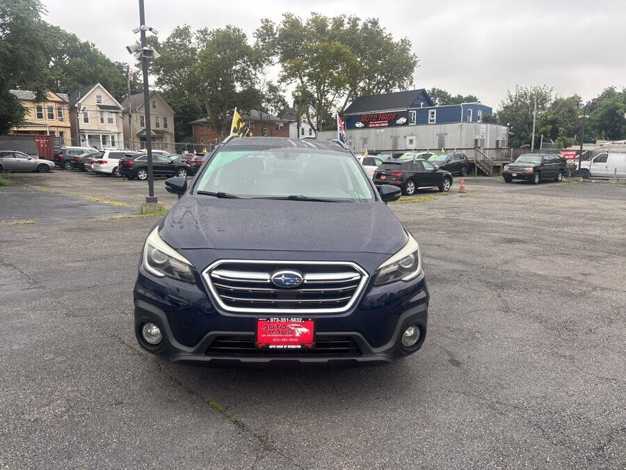 2018 SUBARU Outback