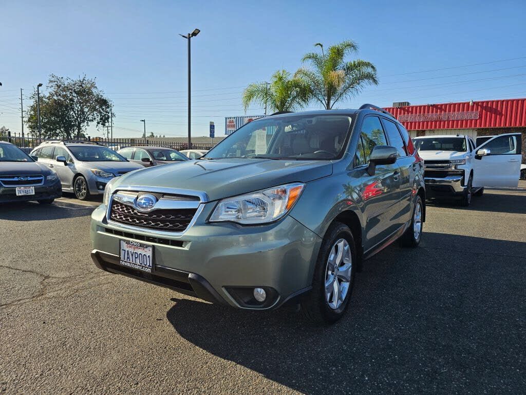 2014 SUBARU Forester