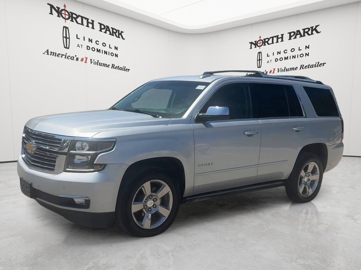 2017 CHEVROLET Tahoe