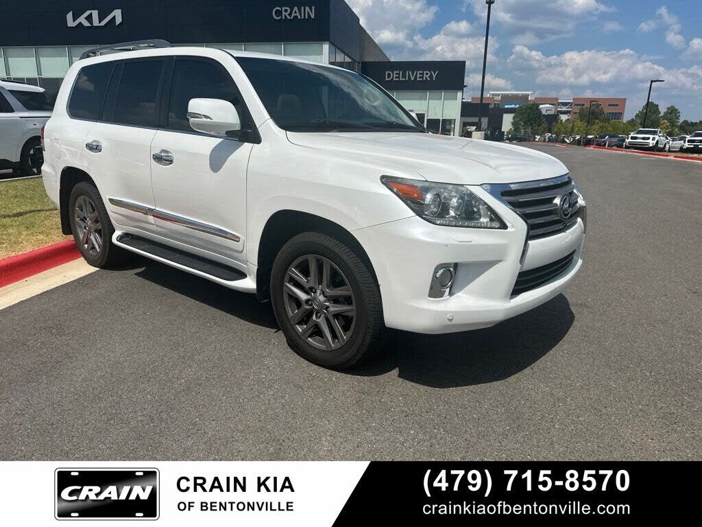 2013 LEXUS LX
