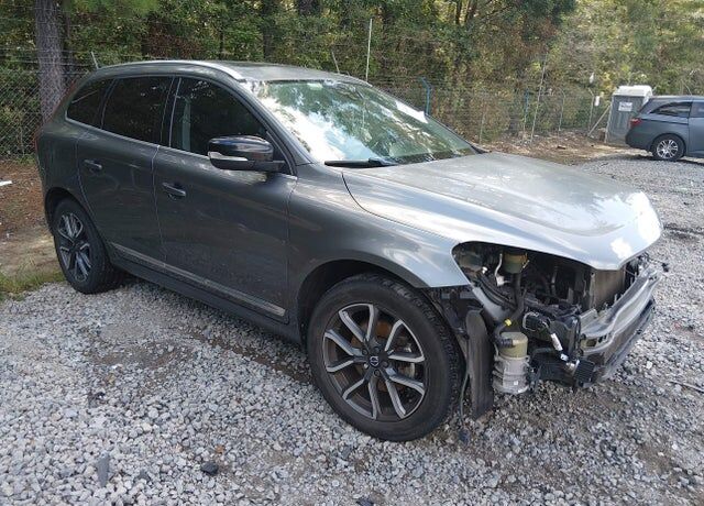 2017 VOLVO XC60