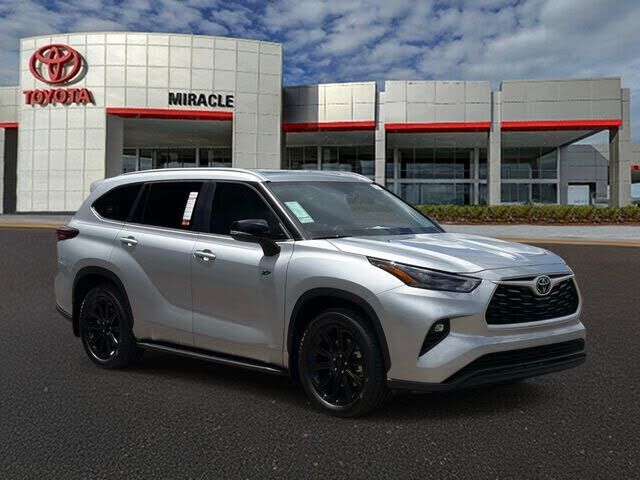 2025 TOYOTA Highlander