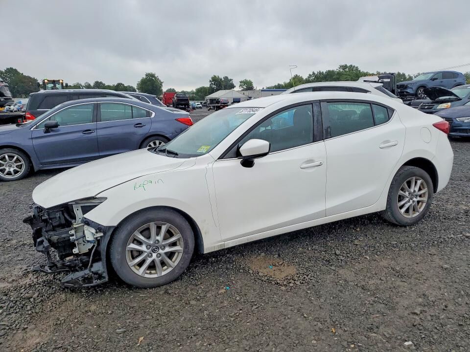 2017 MAZDA Mazda3