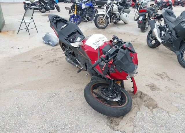 2019 SUZUKI GSX250R