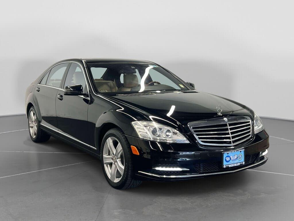 2011 MERCEDES-BENZ S-Class