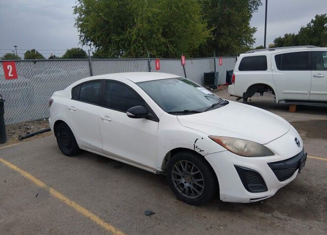 2010 MAZDA Mazda3