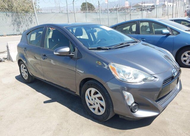 2015 TOYOTA Prius