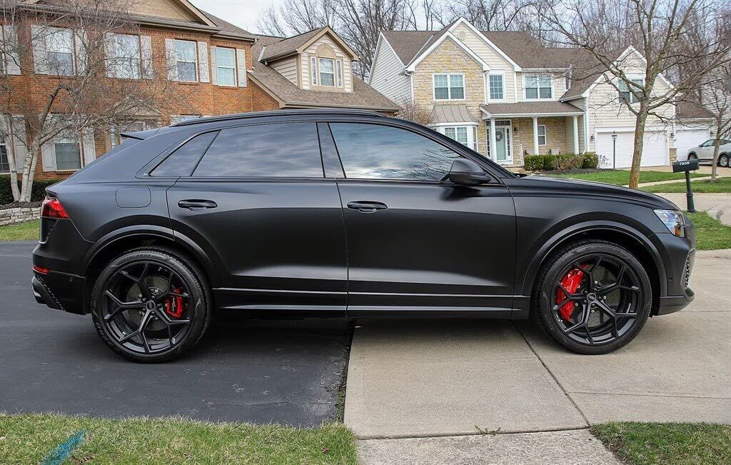 2025 Audi RS Q8
