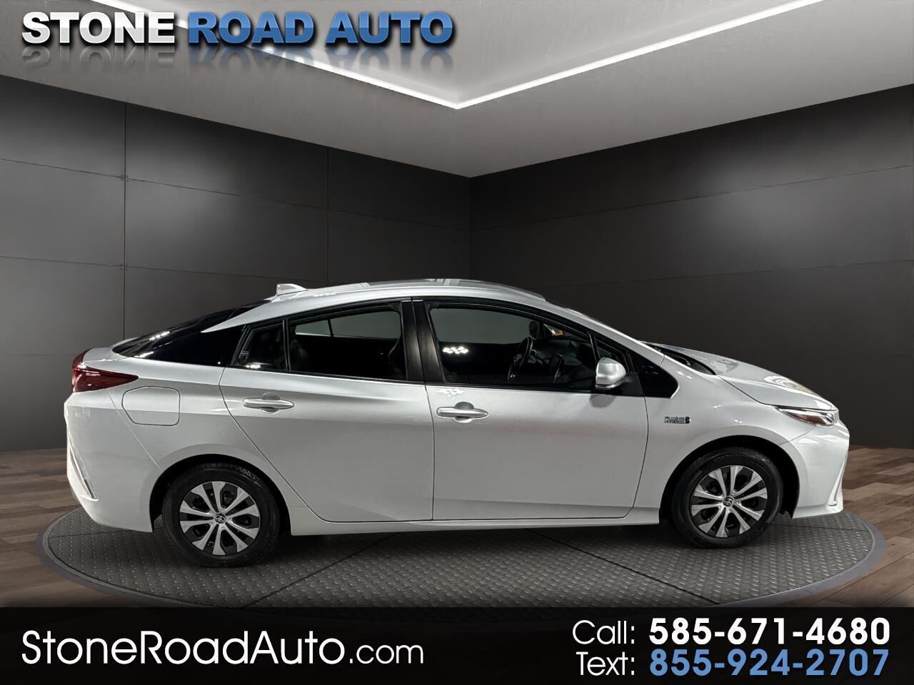 2022 TOYOTA Prius