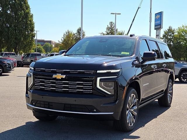 2026 CHEVROLET Suburban
