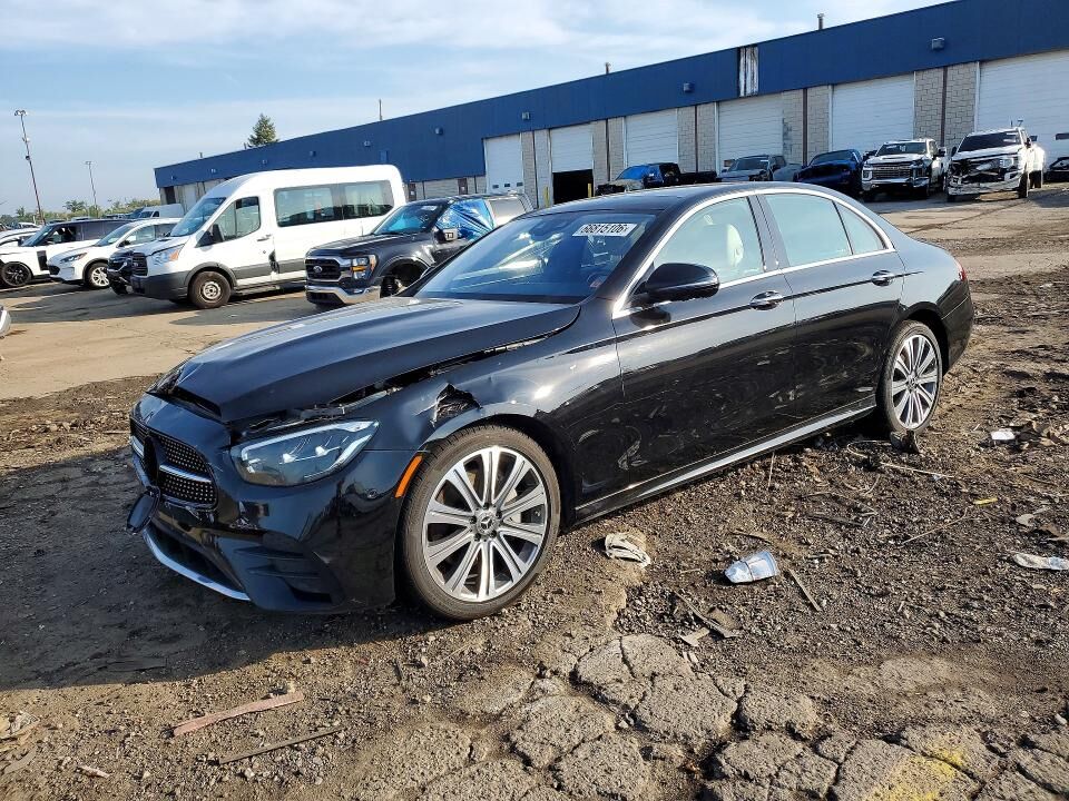 2022 MERCEDES-BENZ E-Class