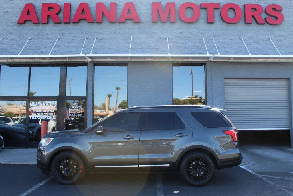 2018 FORD Explorer