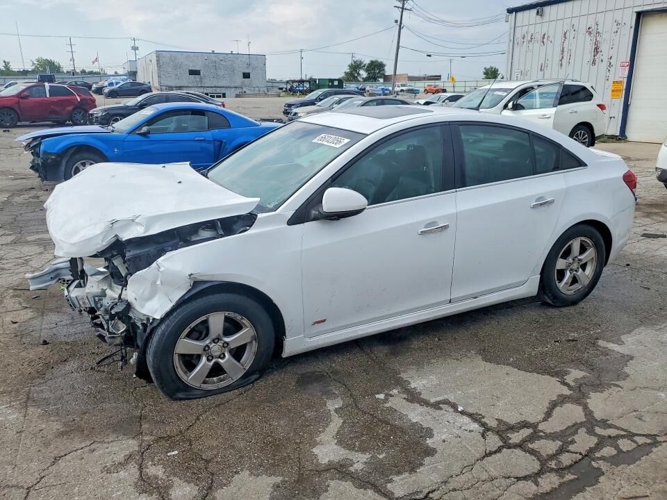 2013 CHEVROLET Cruze
