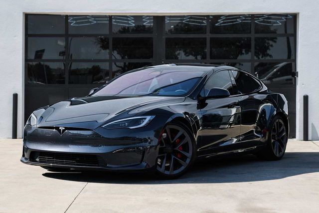 2024 TESLA Model S