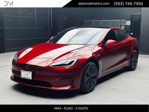 2024 TESLA Model S