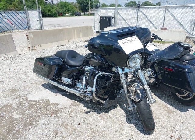 2019 HARLEY DAVIDSON FLHX / Street Glide