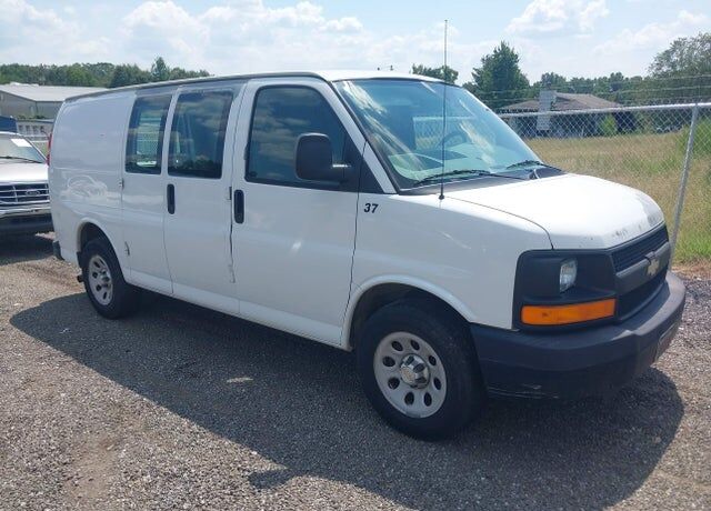2012 CHEVROLET Express