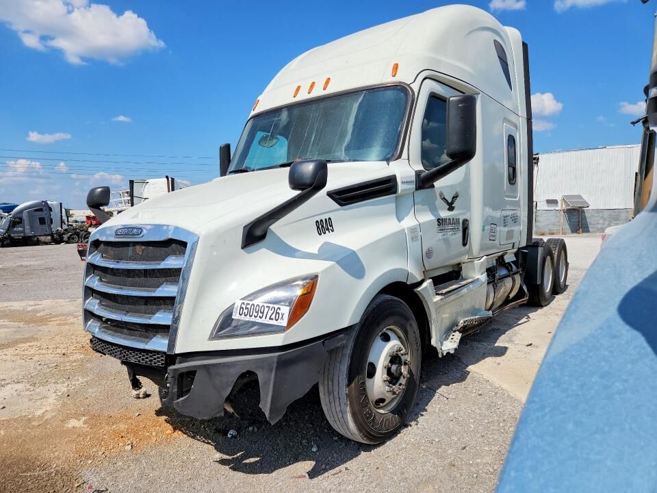 2020 FREIGHTLINER New Cascadia 126" Sleepercab