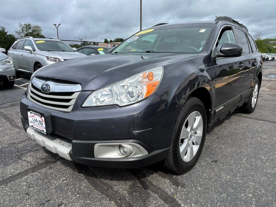 2012 SUBARU Outback