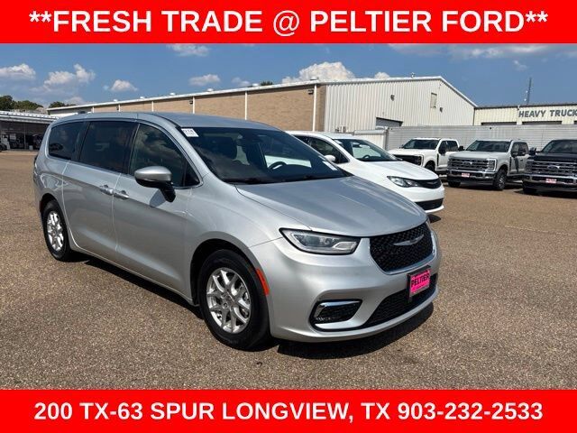 2023 CHRYSLER Pacifica