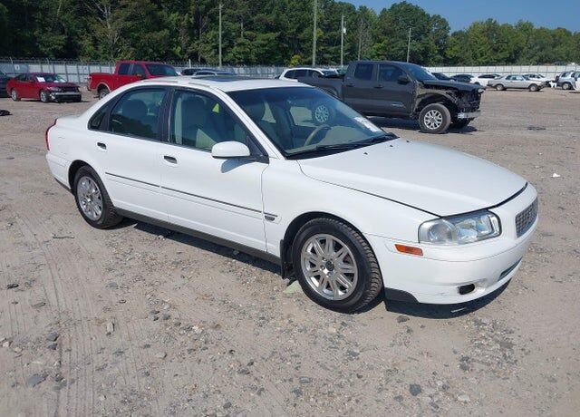 2004 VOLVO S80