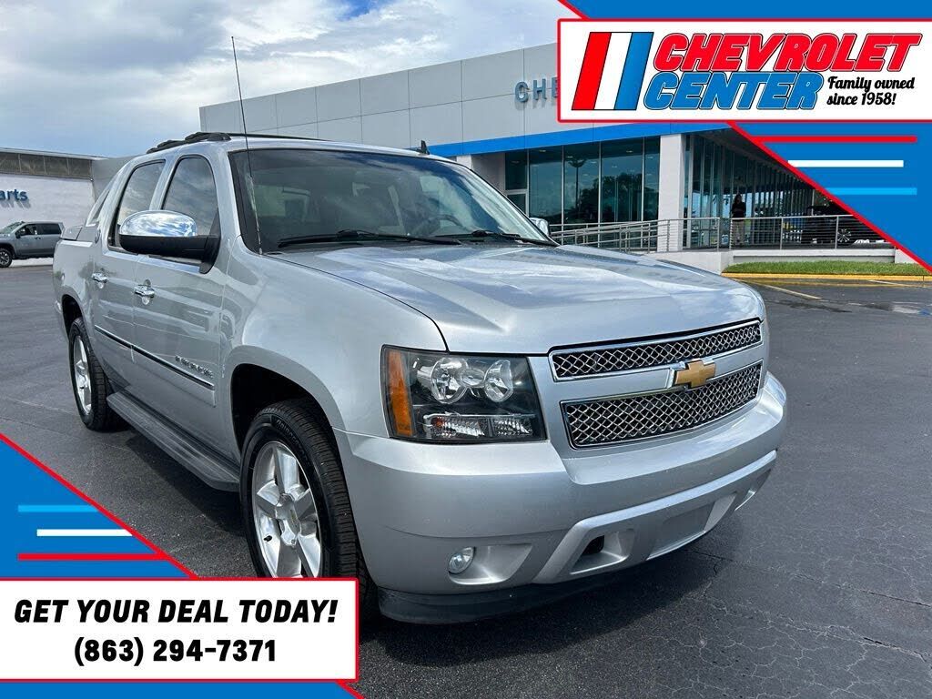 2013 CHEVROLET Avalanche