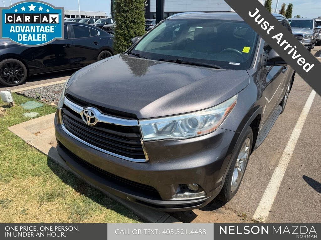 2016 TOYOTA Highlander