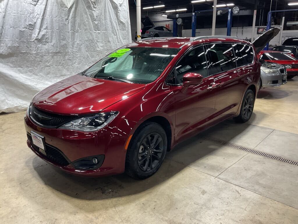 2020 CHRYSLER Pacifica