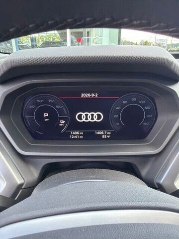 2023 AUDI Q4