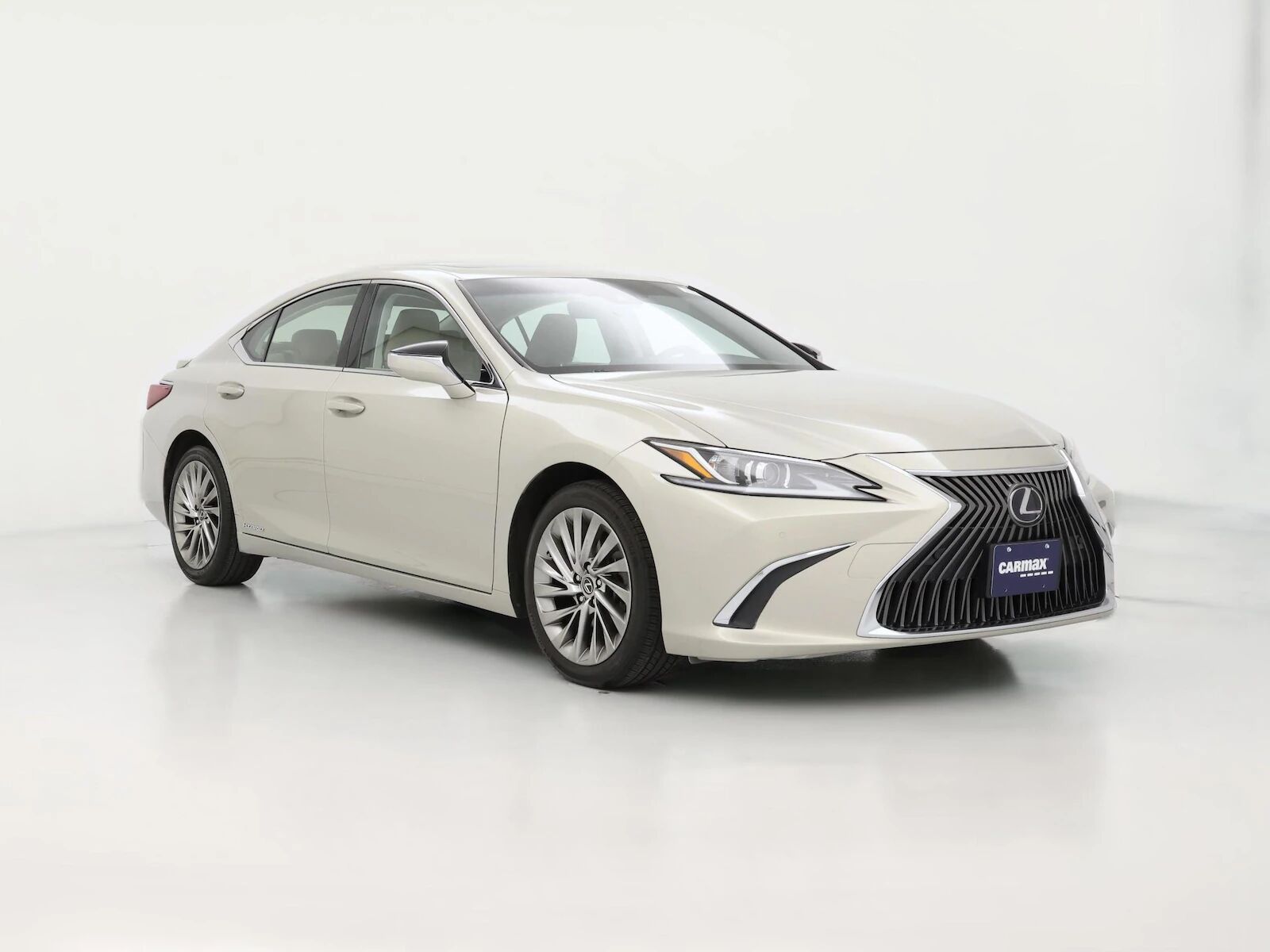 2019 LEXUS ES