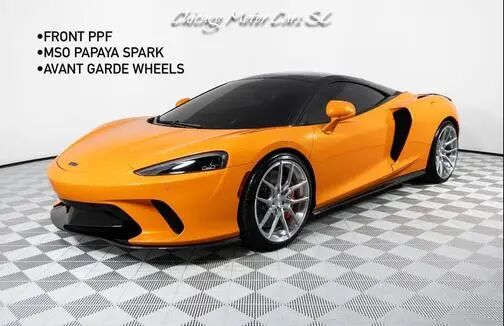 2023 MCLAREN GT