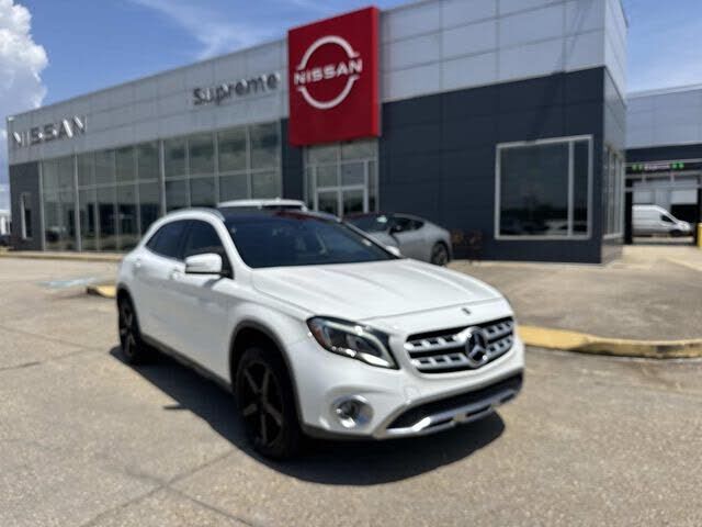 2020 MERCEDES-BENZ GLA-Class