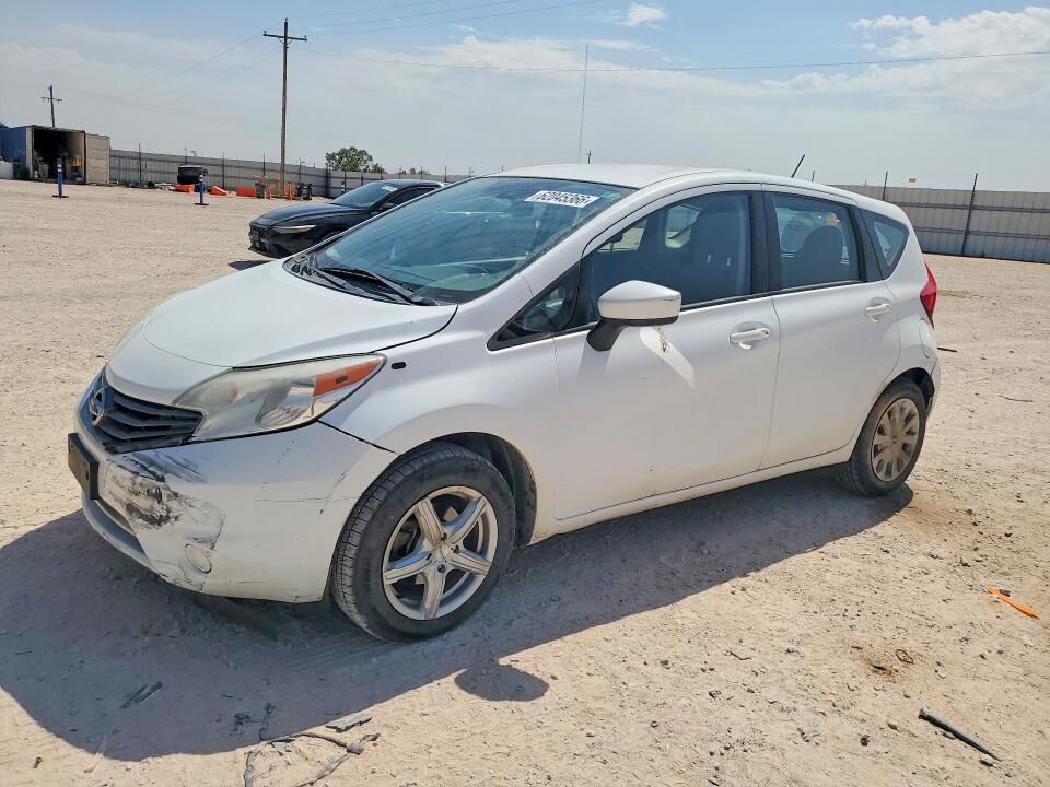 2016 NISSAN Versa