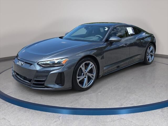 2023 AUDI e-tron GT