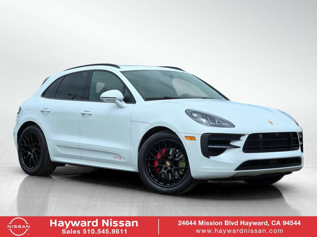 2020 PORSCHE Macan