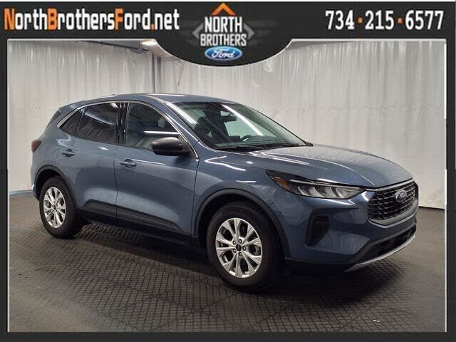 2024 FORD Escape