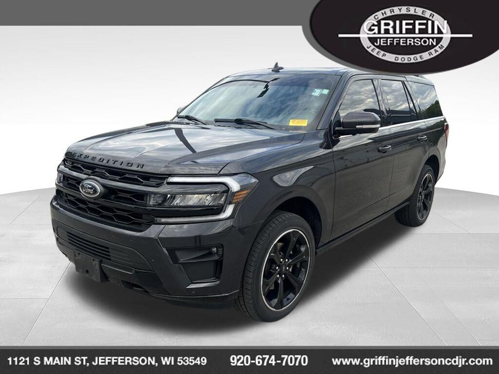 2022 FORD Expedition