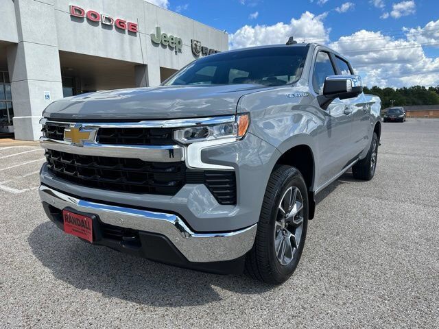 2024 CHEVROLET Silverado
