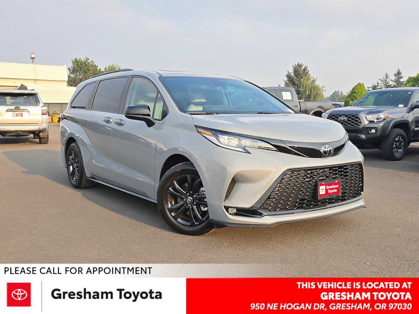 2026 TOYOTA Sienna